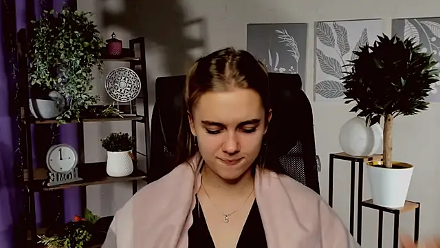 JuneWoods online show from 12-19-25, 01:13