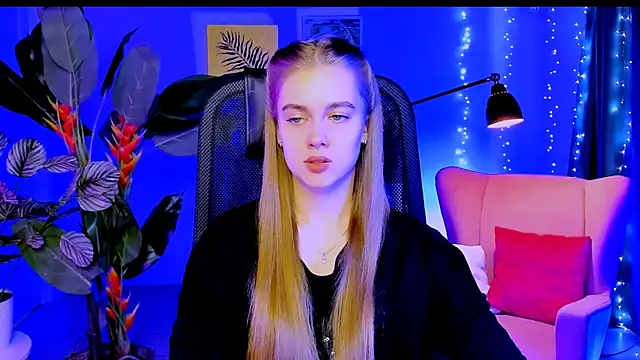 JuneWoods online show from 03-04-26, 07:27