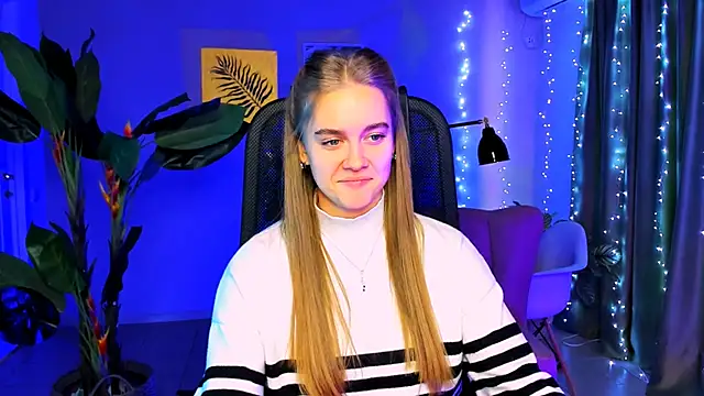 JuneWoods online show from 12-15-25, 06:30