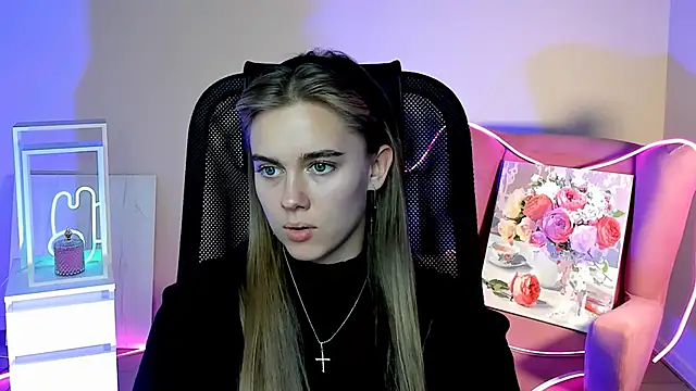 JuneWoods online show from 10-04-25, 10:39