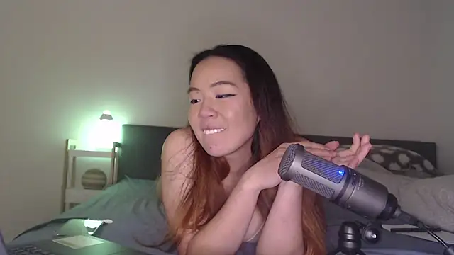 blueburrypie online show from 10-15-25, 01:41