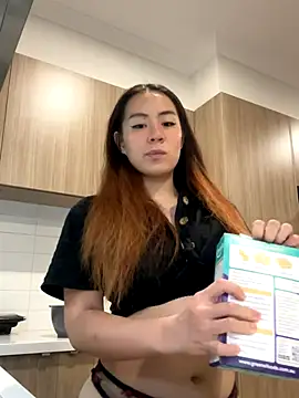 blueburrypie online show from 12-04-25, 01:43