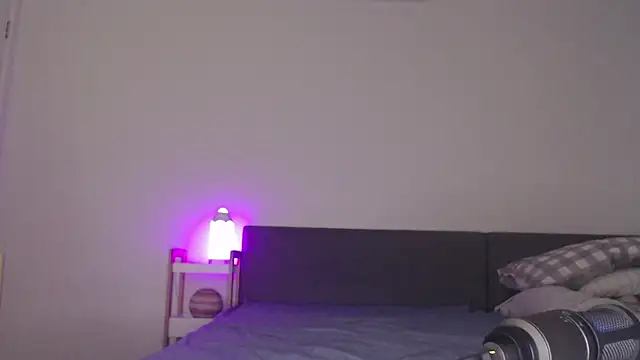 blueburrypie online show from 10-20-25, 01:22