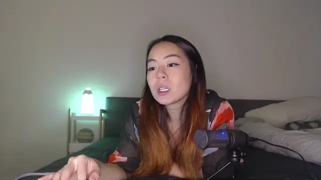 blueburrypie online show from 11-03-25, 02:20