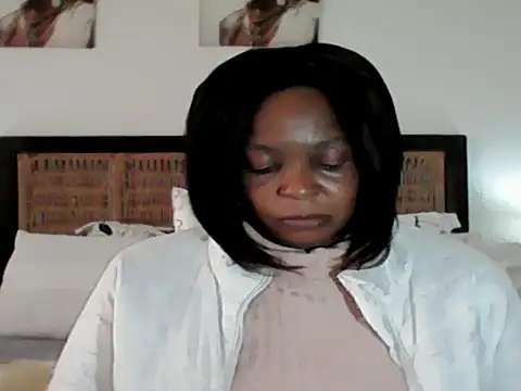 Snapshot of Blacksashaxx chatting on 06-25-26, 07:46 Blacksashaxx online show from 06-25-26, 07:46