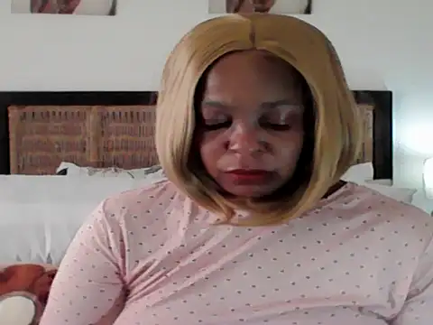 Snapshot of Blacksashaxx chatting on 05-08-26, 08:51 Blacksashaxx online show from 05-08-26, 08:51