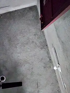 desiyouth94 online show from 10-28-25, 05:29