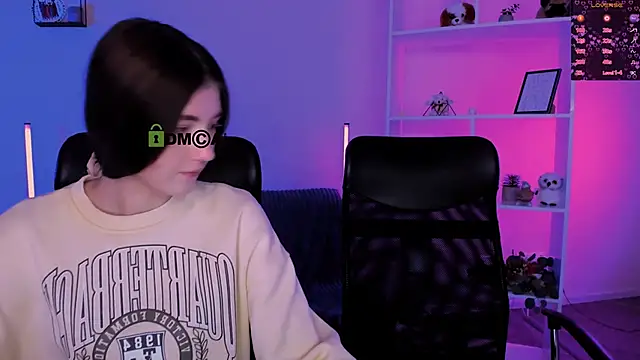 leslie bird online show from 12-02-25, 02:30