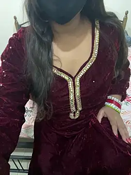 prernasingh2025 online show from 12-17-25, 07:24