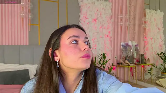 Snapshot of GabiBatista chatting on 03-26-26, 05:06 GabiBatista online show from 03-26-26, 05:06