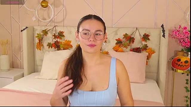 GabiBatista online show from 10-27-25, 05:08