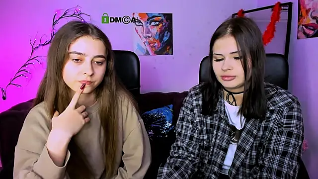 rebecca smile online show from 12-17-25, 08:14