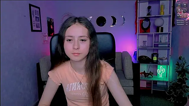Snapshot of rebecca_smile chatting on 06-01-26, 12:38 rebecca smile online show from 06-01-26, 12:38
