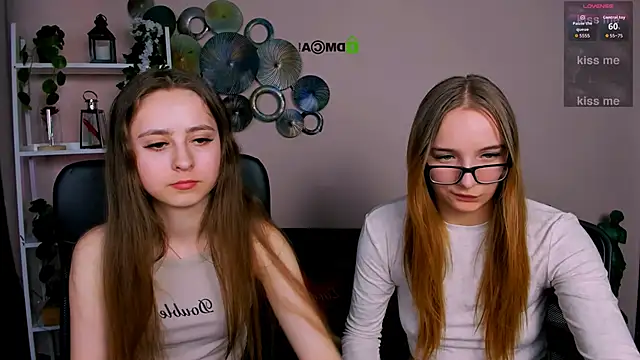 rebecca smile online show from 03-11-26, 06:35