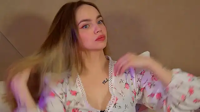 AnitaVenture online show from 04-15-26, 04:18