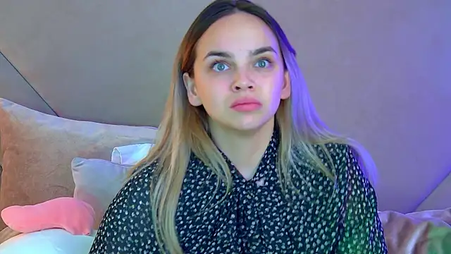 AnitaVenture online show from 10-11-25, 04:41