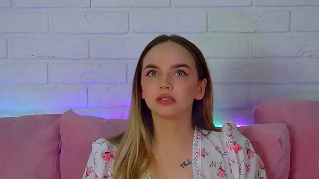 AnitaVenture online show from 03-25-26, 04:23