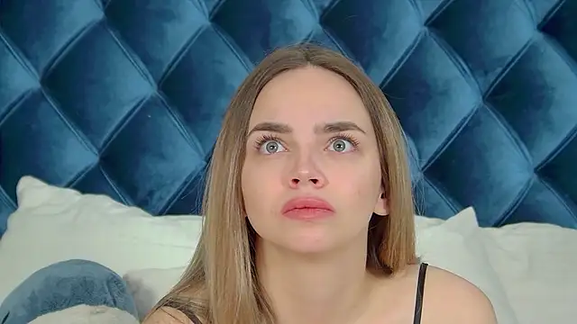 AnitaVenture online show from 11-05-25, 04:26