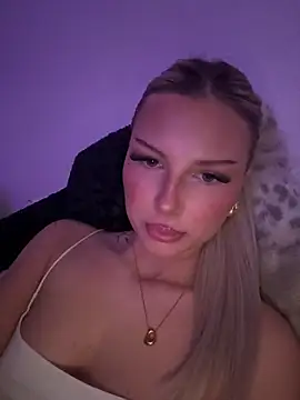 blondeeee online show from 04-14-26, 04:12