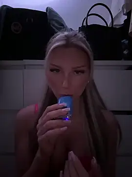 blondeeee online show from 03-10-26, 06:34