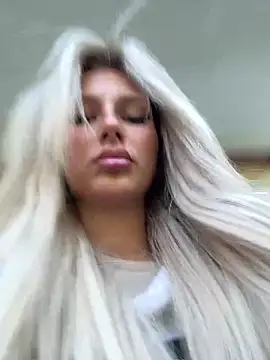 blondeeee online show from 04-28-26, 04:44