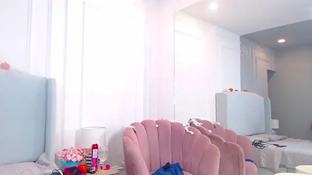 ChantalGarner online show from 11-05-25, 01:14