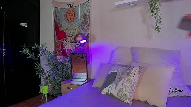 Violeta dh online show from 10-23-25, 12:04
