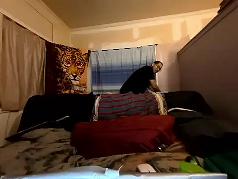 ThrowedWorldWide online show from 01-12-26, 01:45