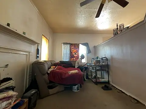 ThrowedWorldWide online show from 03-09-26, 06:11