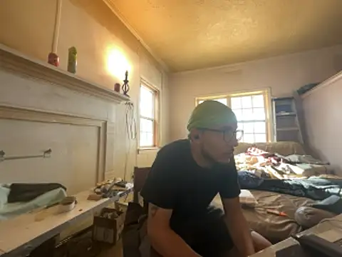 ThrowedWorldWide online show from 02-08-26, 03:21