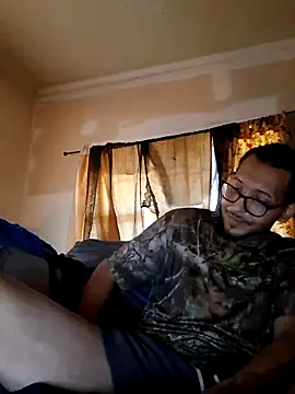 ThrowedWorldWide online show from 11-17-25, 01:48