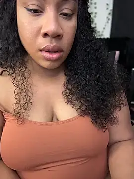 NeliaHexxen online show from 02-18-26, 07:06