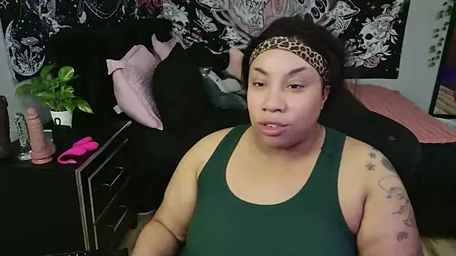 NeliaHexxen online show from 07-19-26, 08:12