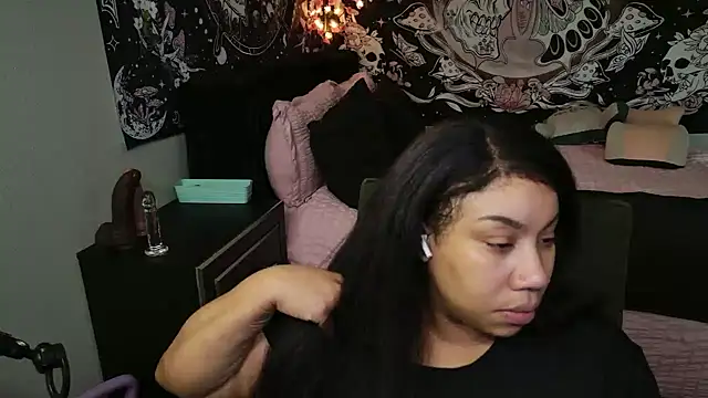 NeliaHexxen online show from 06-26-26, 04:35