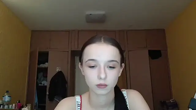 Emilia Light online show from 05-07-26, 10:29
