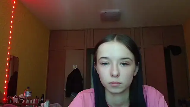 Emilia Light online show from 05-08-26, 09:24