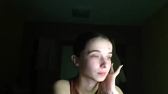 Emilia Light online show from 01-11-26, 04:14