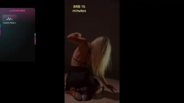 Snapshot of Merrymee19 chatting on 10-13-25, 09:33 Merrymee19 online show from 10-13-25, 09:33