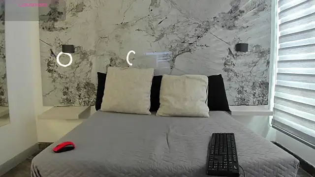 ZOE LE online show from 03-12-26, 12:09