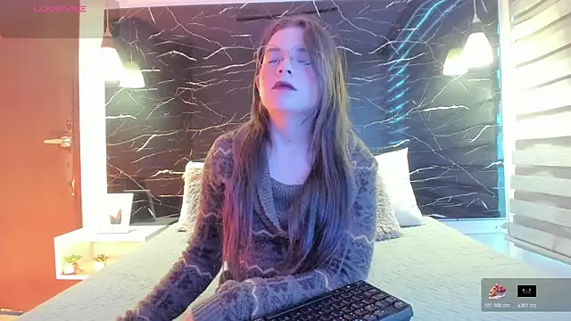 ZOE LE online show from 03-09-26, 11:58