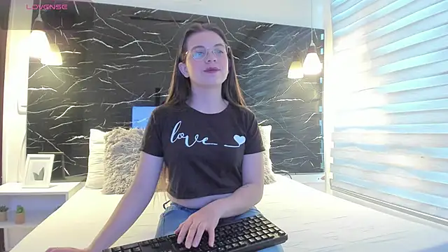 ZOE LE online show from 01-08-26, 11:38