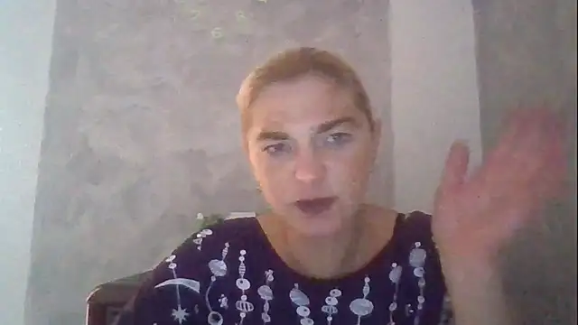 Snapshot of GoldenAngelMilf chatting on 10-03-25, 09:33 GoldenAngelMilf online show from 10-03-25, 09:33