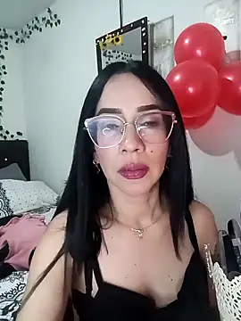 Snapshot of YaraDuartee chatting on 02-21-26, 12:12 YaraDuartee online show from 02-21-26, 12:12