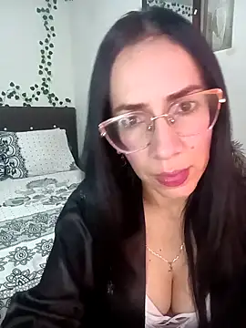 YaraDuartee online show from 03-06-26, 12:05