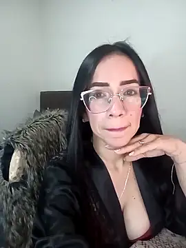 YaraDuartee online show from 03-21-26, 02:24