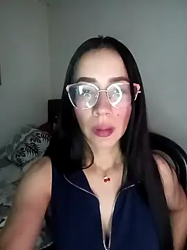 YaraDuartee online show from 04-08-26, 12:01