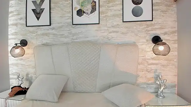 Snapshot of ashlye_collins chatting on 11-23-25, 09:14 ashlye collins online show from 11-23-25, 09:14