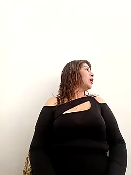 VANESSA  01 online show from 11-19-25, 12:38