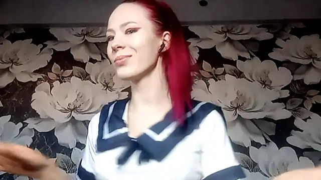 LiaCusson online show from 09-27-25, 03:12