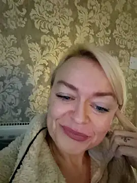 demidelightfulxx online show from 10-11-25, 11:00